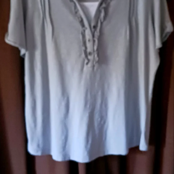 Laura Scott - Picture 2 of 7